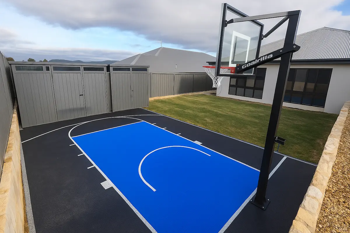 省スペースでスキルアップできる自主練バスケットコートの施工事例